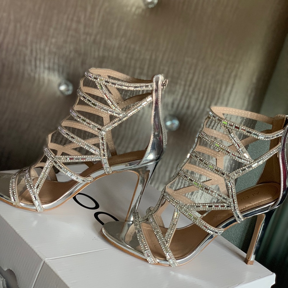 ALDO Gold & Silver Zip Up Stiletto✨